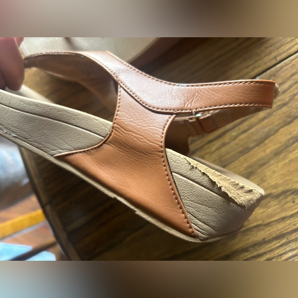 Fitflop Skylar sandal size 8 brown - Picture 3 of 5